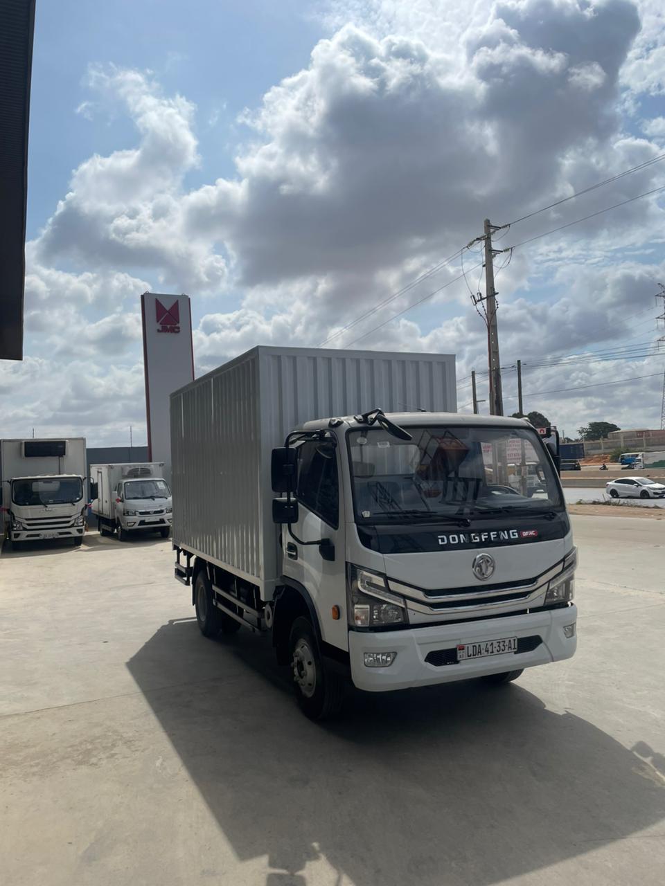 Dongfeng DFAC — Caminhão Ligeiro